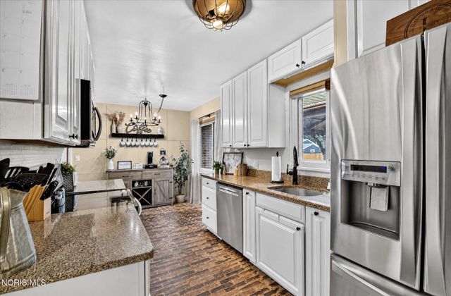 800 Phillips Street, Maumee, OH 43537