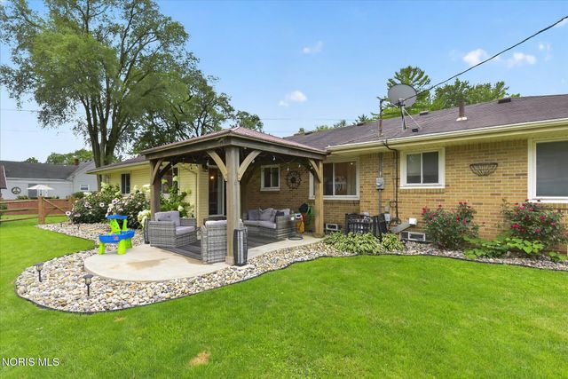 800 Phillips Street, Maumee, OH 43537