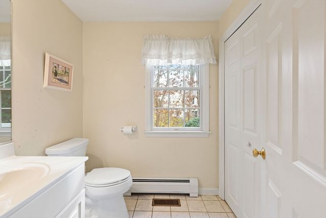 4 Hope, Harwich, MA 02645