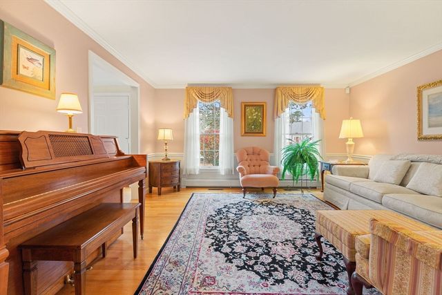 4 Hope, Harwich, MA 02645