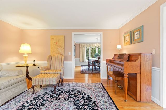 4 Hope, Harwich, MA 02645