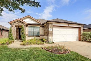 13011 Trail Manor Drive, Pearland, TX 77584