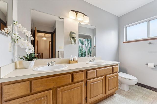 162 SEMINOLE AVENUE, Debary, FL 32713