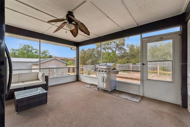 162 SEMINOLE AVENUE, Debary, FL 32713