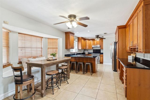 162 SEMINOLE AVENUE, Debary, FL 32713