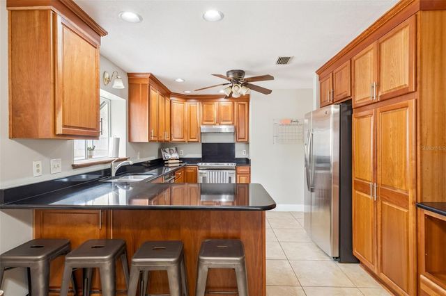 162 SEMINOLE AVENUE, Debary, FL 32713