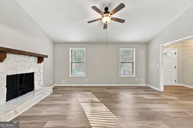 278 Shalloway Drive NE, Kennesaw, GA 30144