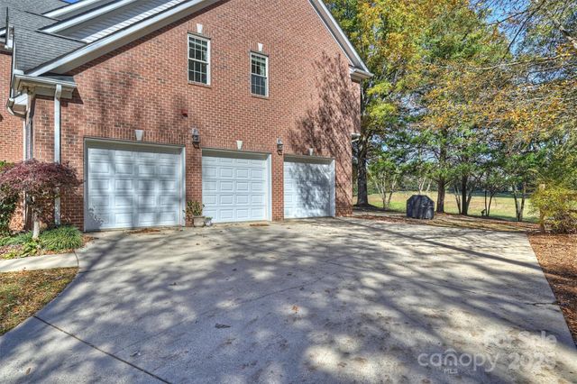 1015 Estate Lane, Weddington, NC 28104