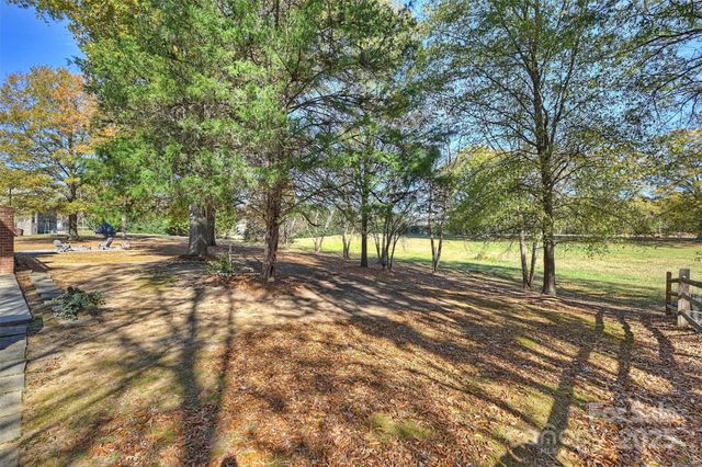 1015 Estate Lane, Weddington, NC 28104