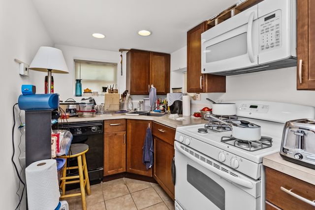 6024 N Rockwell Street, Chicago, IL 60659