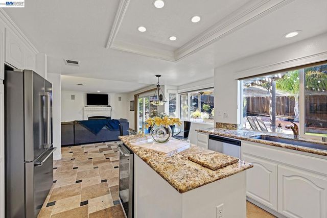 104 Wildflower Valley Ct, San Ramon, CA 94582