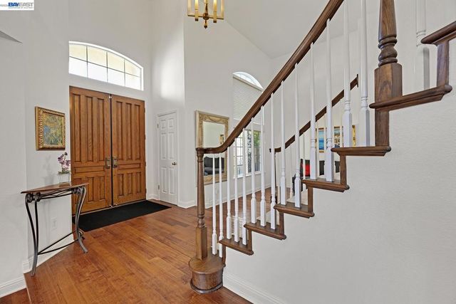 104 Wildflower Valley Ct, San Ramon, CA 94582