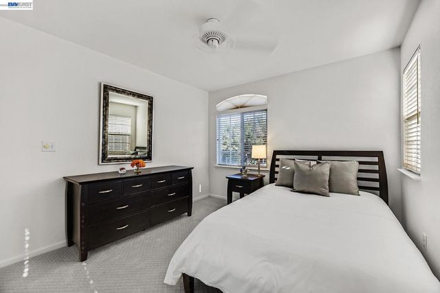104 Wildflower Valley Ct, San Ramon, CA 94582