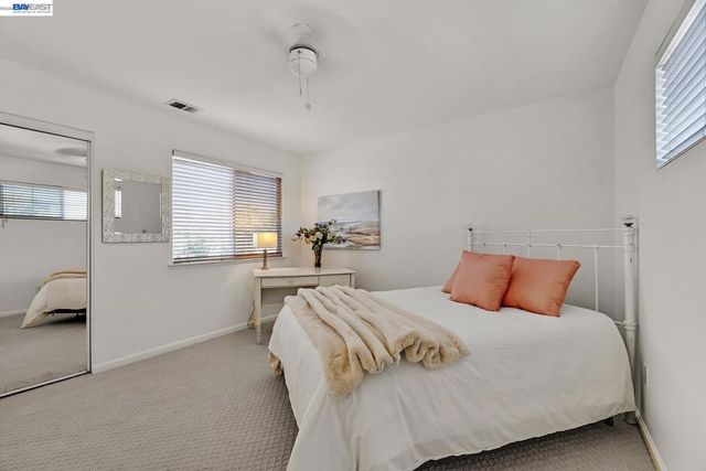 104 Wildflower Valley Ct, San Ramon, CA 94582