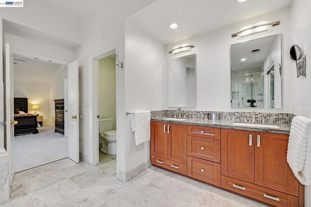 104 Wildflower Valley Ct, San Ramon, CA 94582