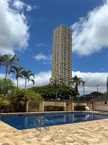 1060 Kamehameha Highway 1706A, Pearl City, HI 96782