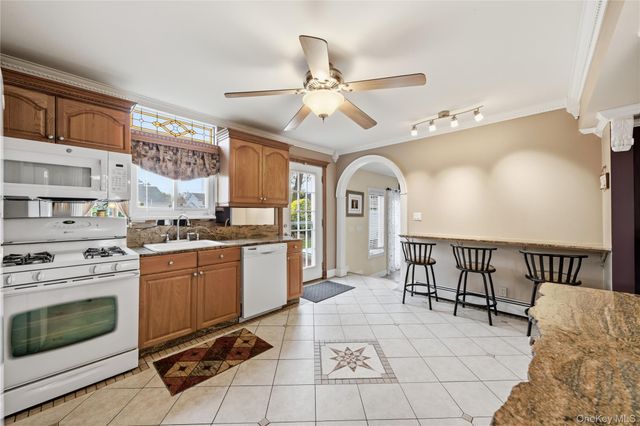1333 13th Street, West Babylon, NY 11704