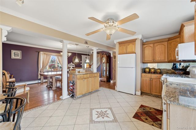 1333 13th Street, West Babylon, NY 11704