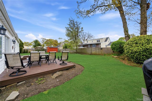 1333 13th Street, West Babylon, NY 11704