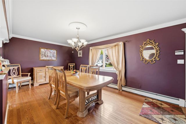 1333 13th Street, West Babylon, NY 11704