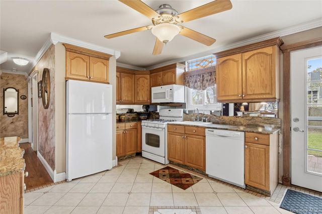 1333 13th Street, West Babylon, NY 11704