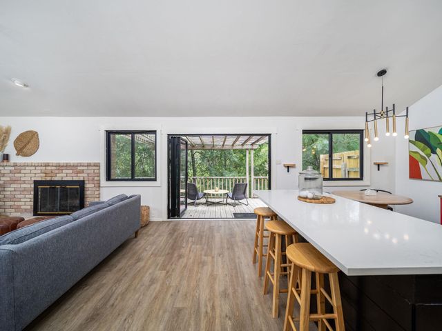 2532 Stoutwood CIR, Austin, TX 78745