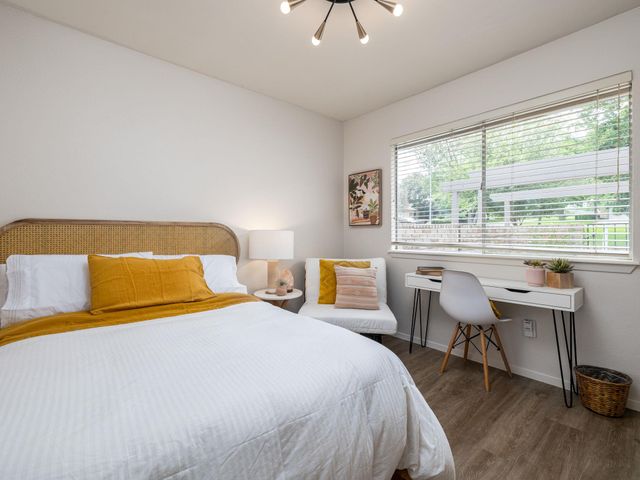 2532 Stoutwood CIR, Austin, TX 78745