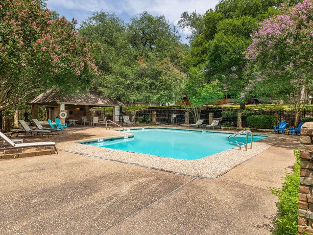 2532 Stoutwood CIR, Austin, TX 78745