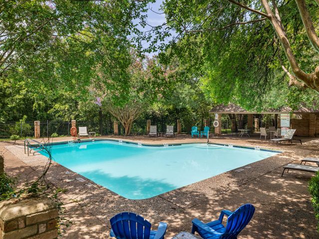 2532 Stoutwood CIR, Austin, TX 78745