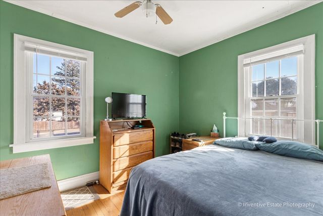 139 N Grant Street, Westmont, IL 60559