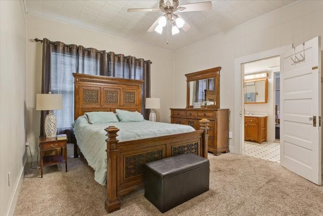102 S Hogan Street, Holland, TX 76534