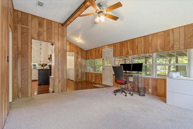 102 S Hogan Street, Holland, TX 76534