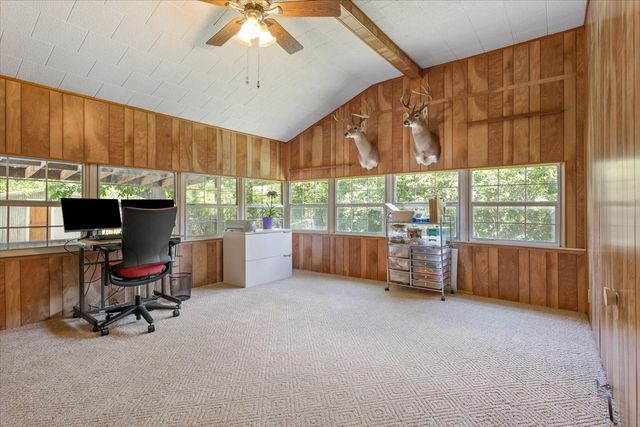 102 S Hogan Street, Holland, TX 76534