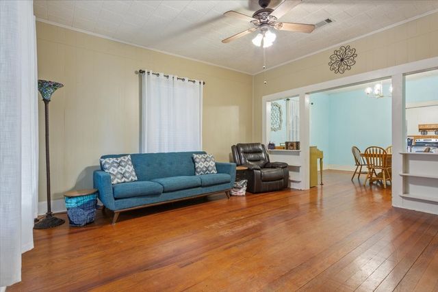 102 S Hogan Street, Holland, TX 76534