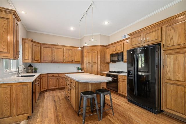7562 Legler Street, Shawnee, KS 66217
