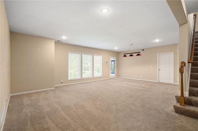 7562 Legler Street, Shawnee, KS 66217