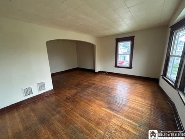 487 East Amherst Street S, Buffalo, NY 14215