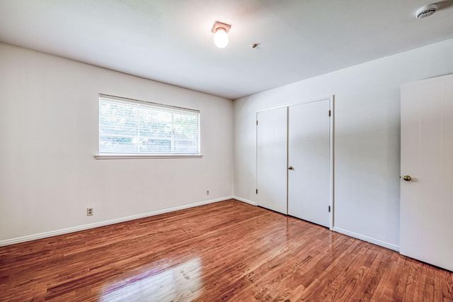 1565 W Barstow Avenue, Fresno, CA 93711
