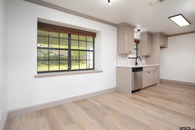 13447 Spur 364, Tyler, TX 75709