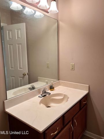 8891 Shellflower Drive, Southaven, MS 38671