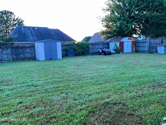 8891 Shellflower Drive, Southaven, MS 38671