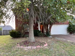 8891 Shellflower Drive, Southaven, MS 38671