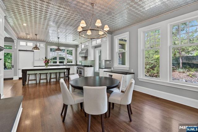 40 Highland Avenue, Millburn, NJ 07078