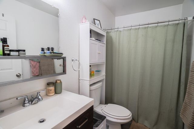 731 28TH AVENUE, Fairbanks, AK 99701