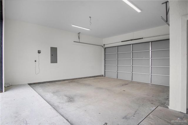 909 E Pecan Street, Alton, TX 78573