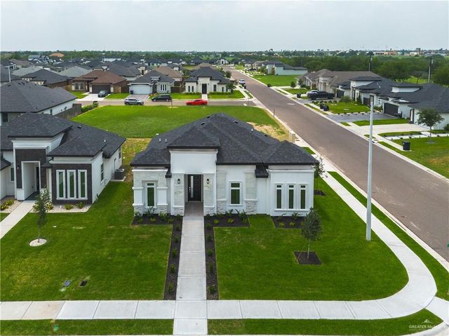 909 E Pecan Street, Alton, TX 78573