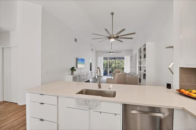 7131 BOCA GROVE PLACE 203, Lakewood Ranch, FL 34202