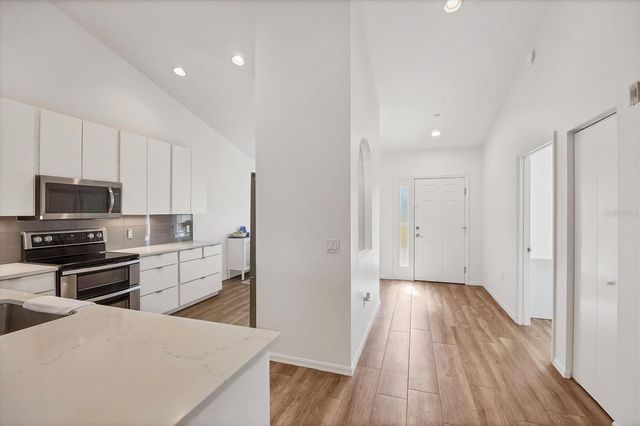 7131 BOCA GROVE PLACE 203, Lakewood Ranch, FL 34202