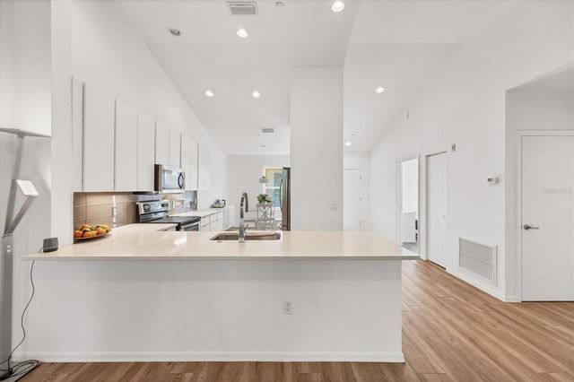 7131 BOCA GROVE PLACE 203, Lakewood Ranch, FL 34202