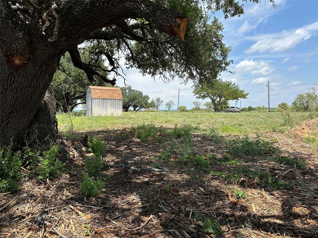 7404 Boswell Court, Lipan, TX 76462